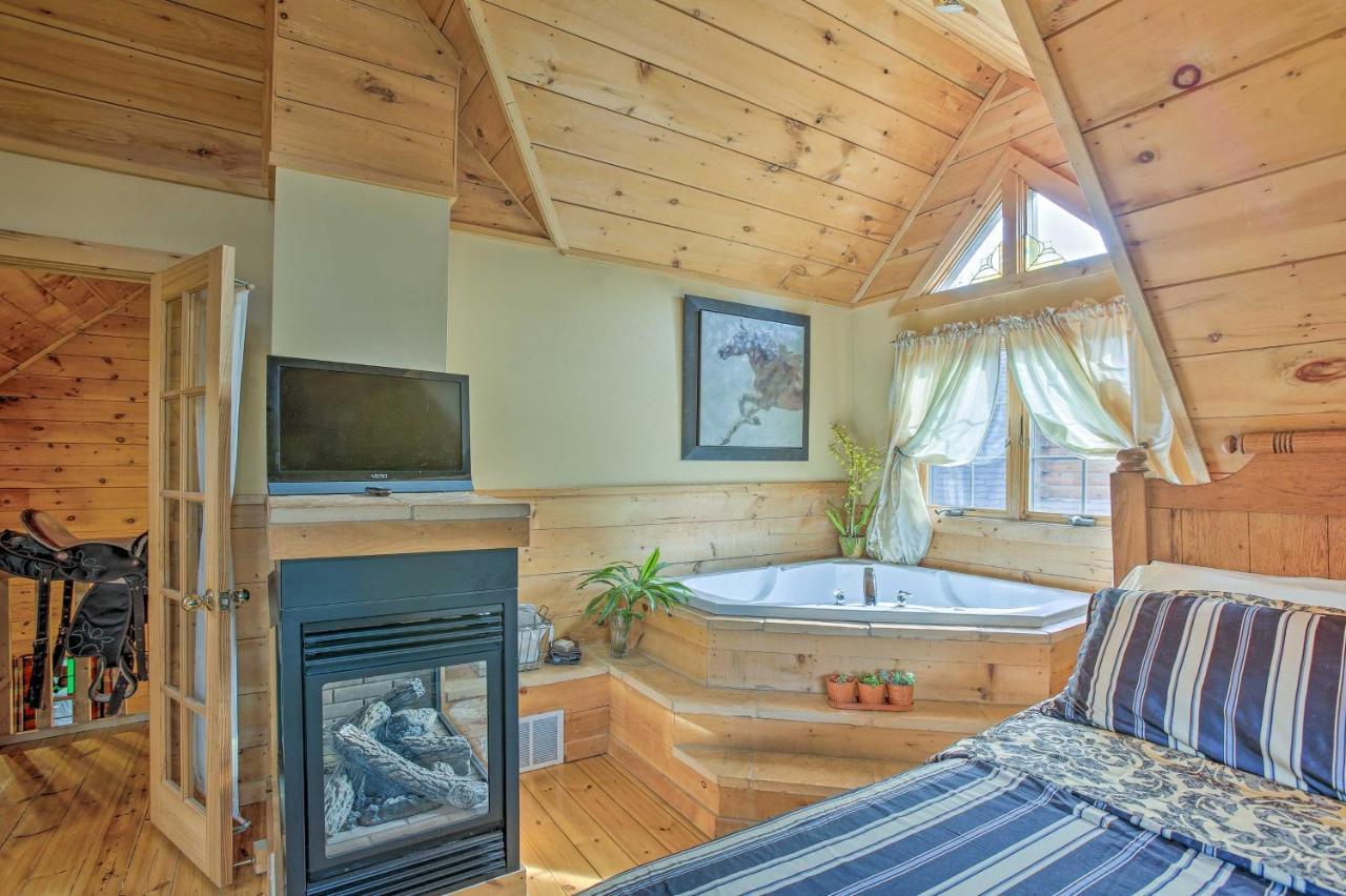 Rothbury Resort Cabin With Fire Pit Golf, Hike And Play! מראה חיצוני תמונה