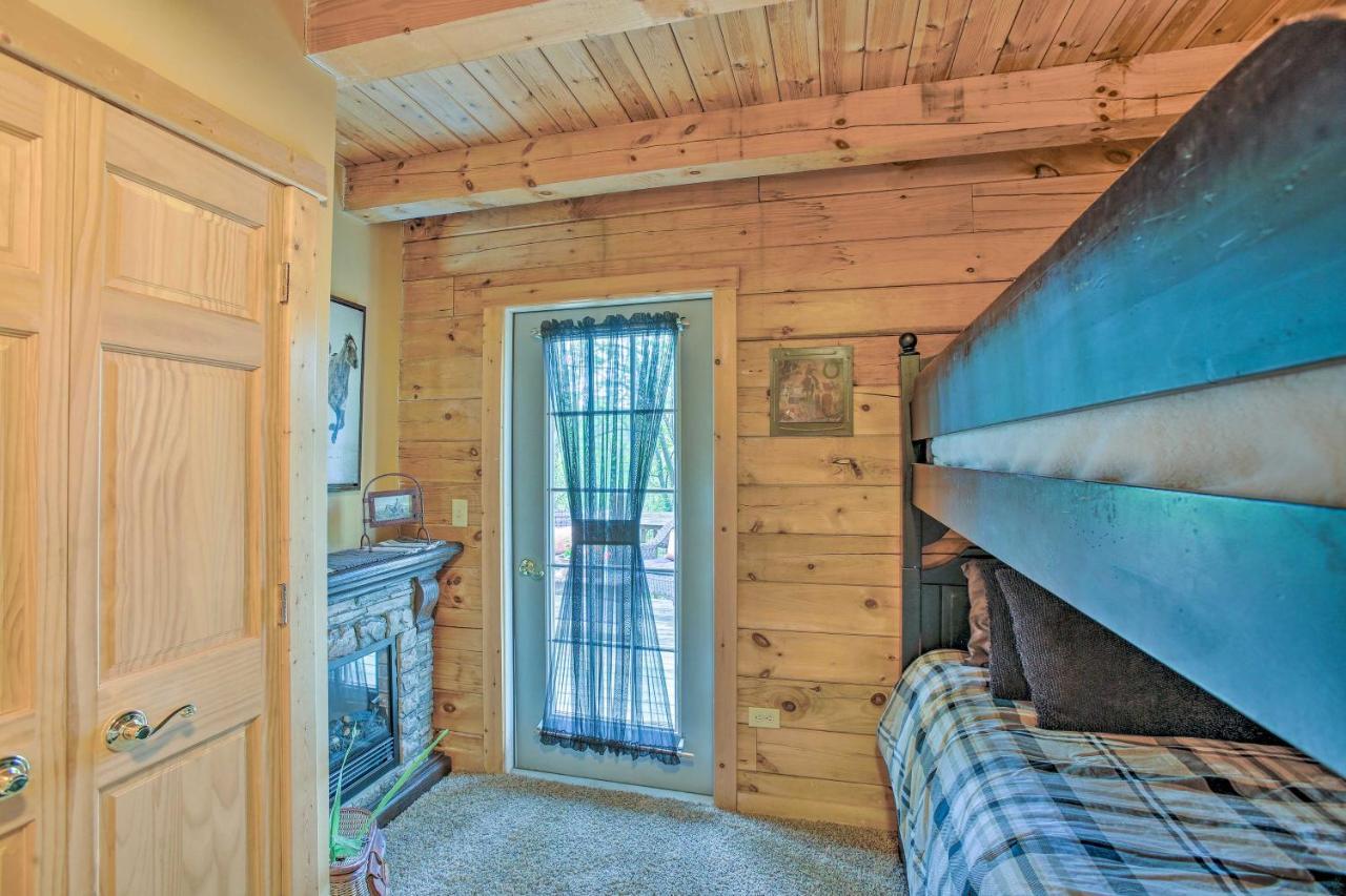 Rothbury Resort Cabin With Fire Pit Golf, Hike And Play! מראה חיצוני תמונה